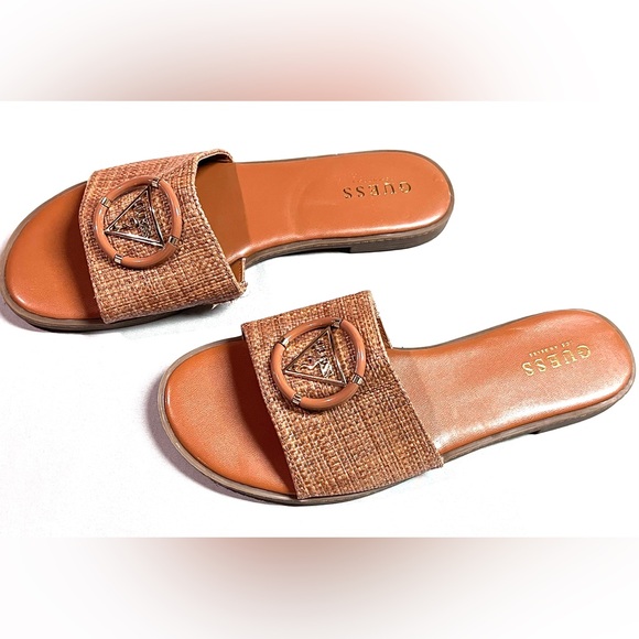 Guess Woven Strap Slides Logo Emblem Size 10 NWOT - Picture 5 of 5